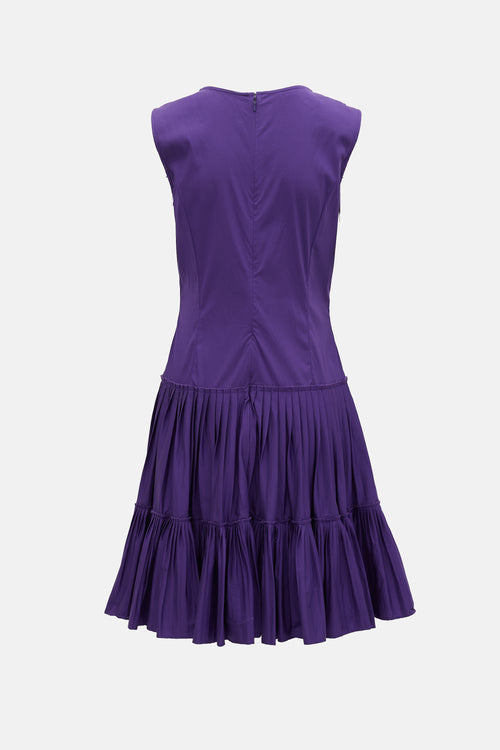 Oscar de la Renta Pleated Sleeveless Dress