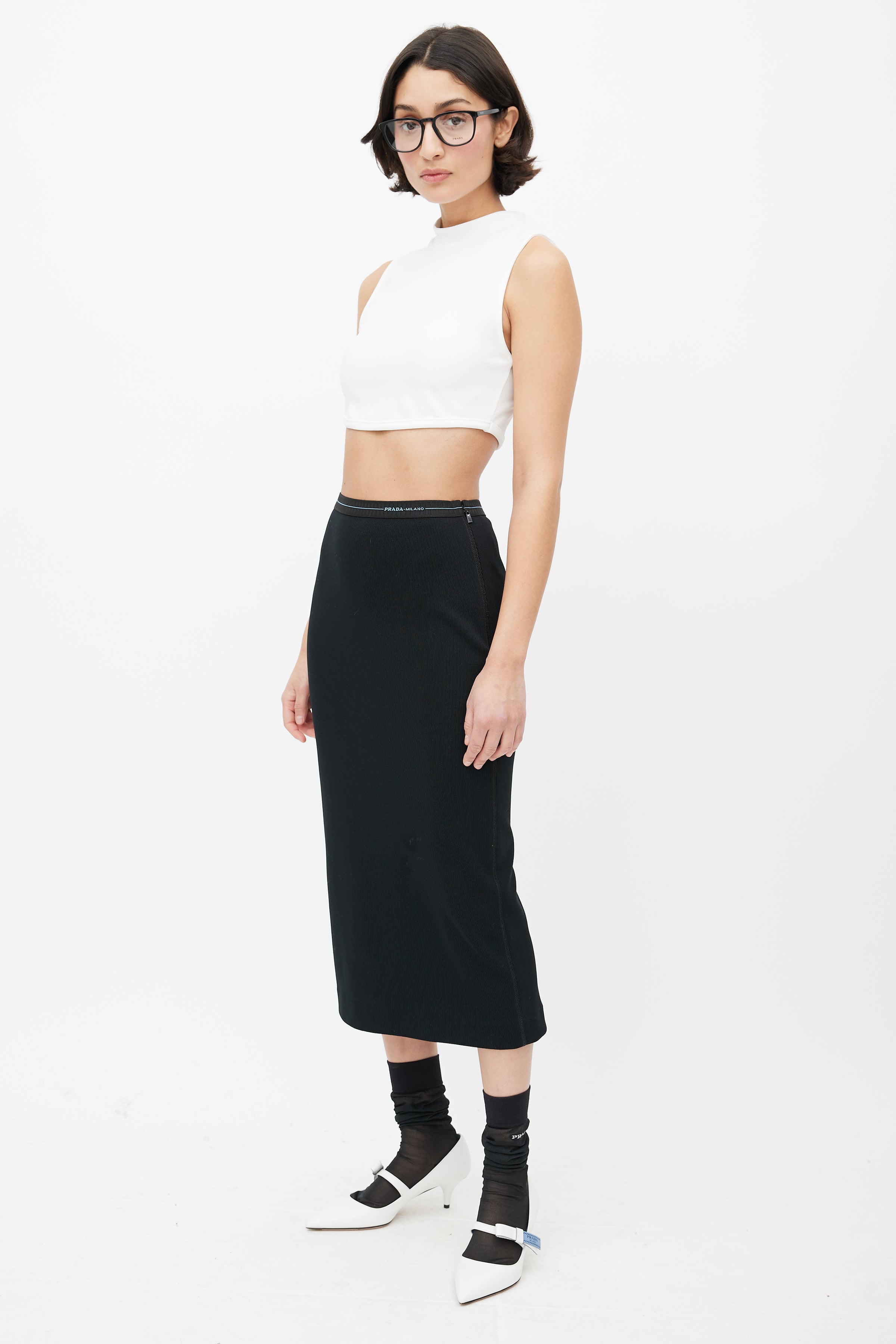 Prada // Black Knit Logo Skirt – VSP Consignment