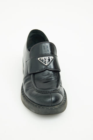 Prada // Black Mesh Knee High Logo Sock – VSP Consignment