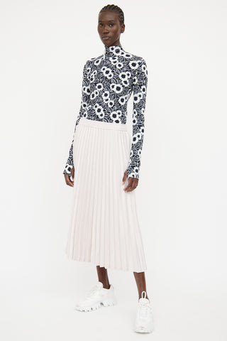 Prada 22 Black & White Floral Highneck Top
