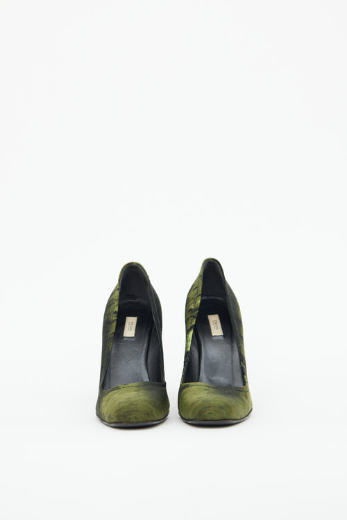 Green & Black Satin Comma Pump