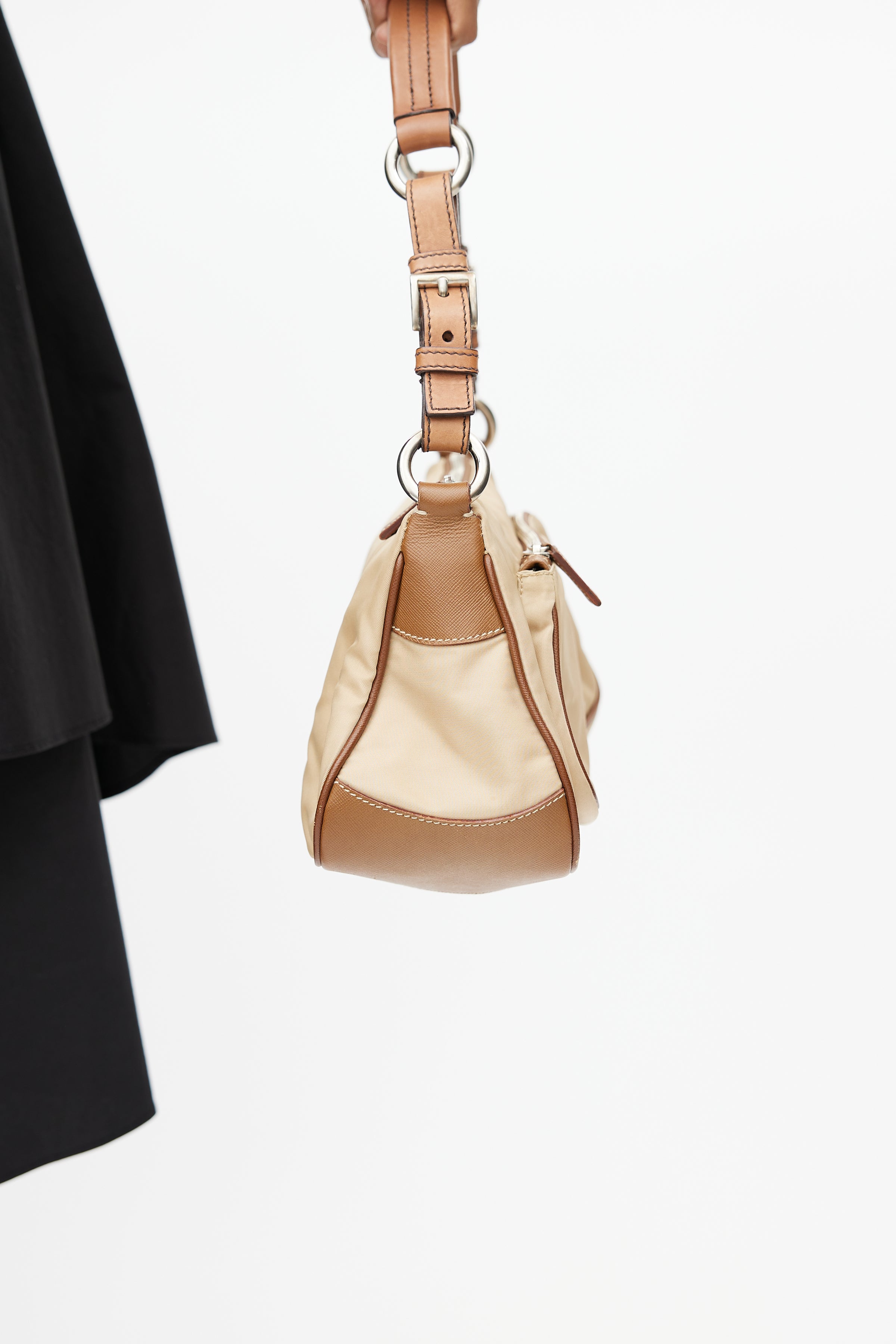 Prada // Vintage Beige Nylon Shoulder Bag – VSP Consignment