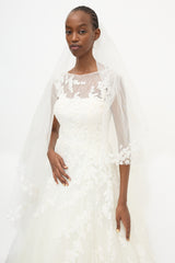 Pronovias Lace Wedding Dress