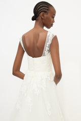 Pronovias Lace Wedding Dress