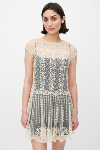 Red Valentino White & Black Floral Lace Overlay Dress