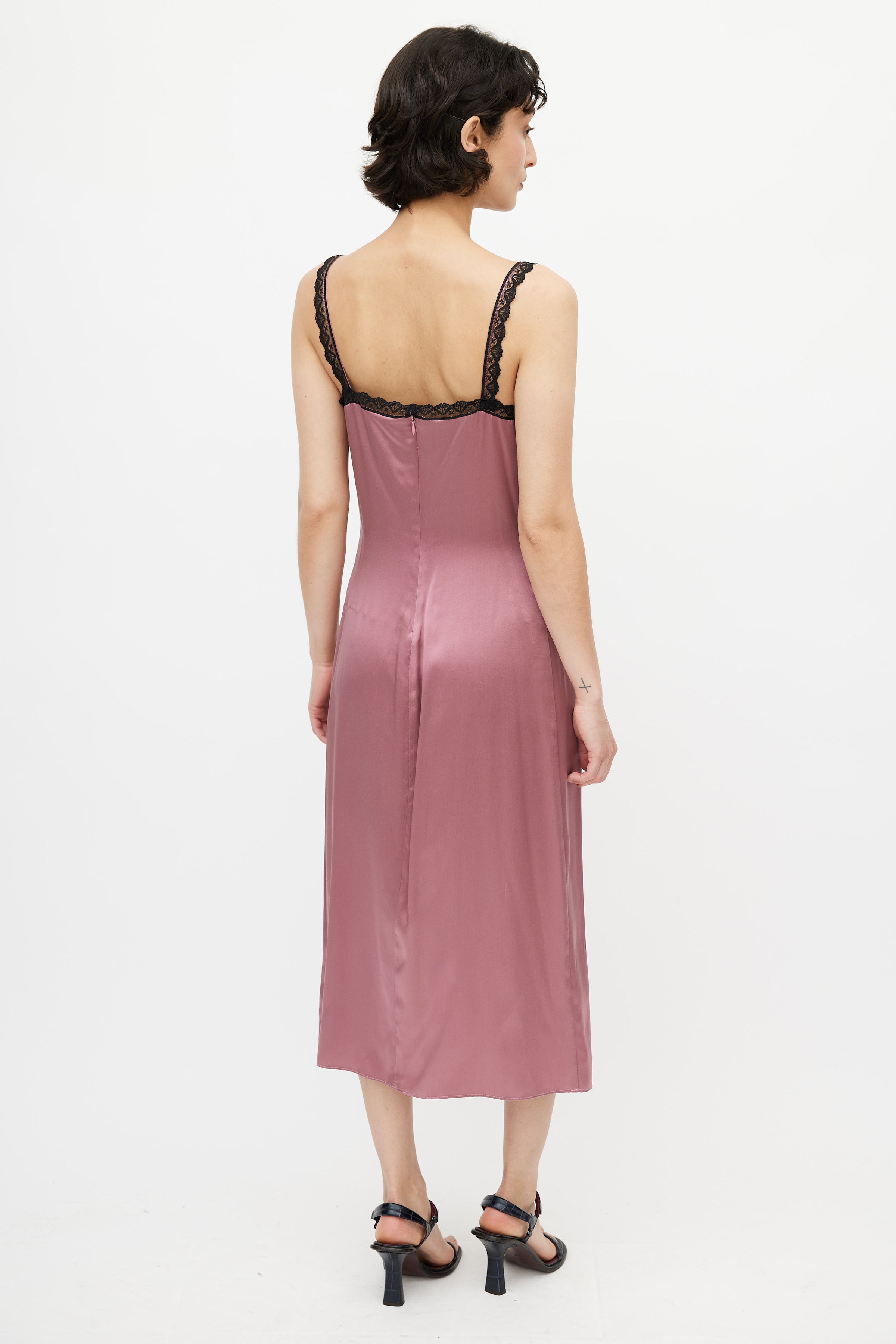 Reformation // Light Purple Silk Lace Dress VSP Consignment Reformation // Light Purple Silk Lace Dress VSP Consignment
