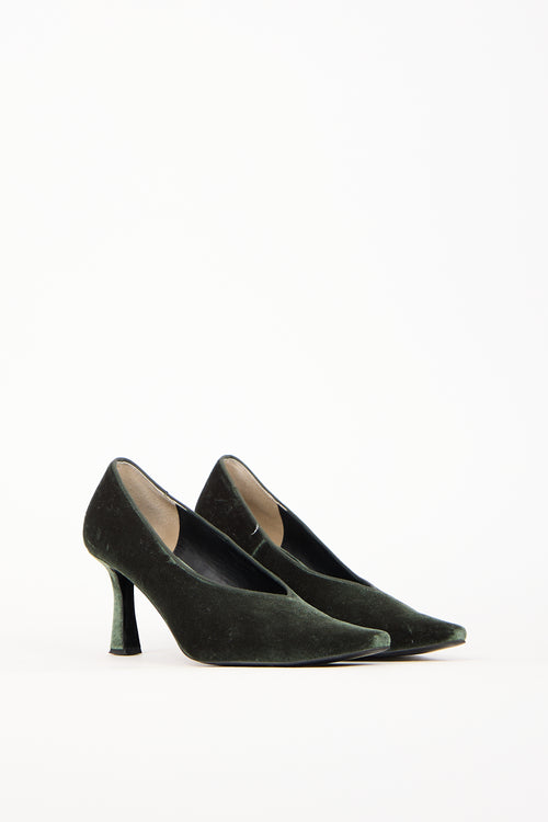 Reike Nen Green Velvet V-Neck Pump