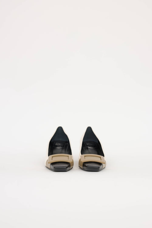 Roger Vivier Leather Buckle Pump