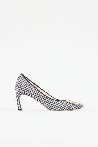 Roger Vivier Patterned Trompette Pump