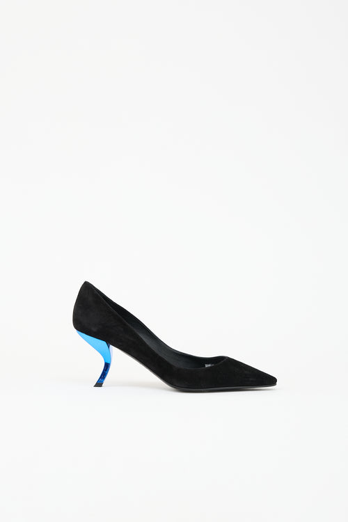 Roger Vivier Suede Comma Heel Pump