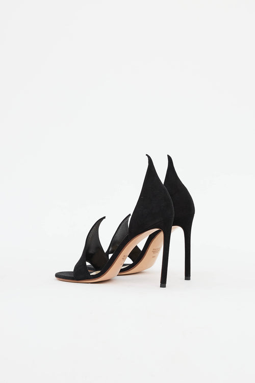 Francesco RussoSuede Flame Pump
