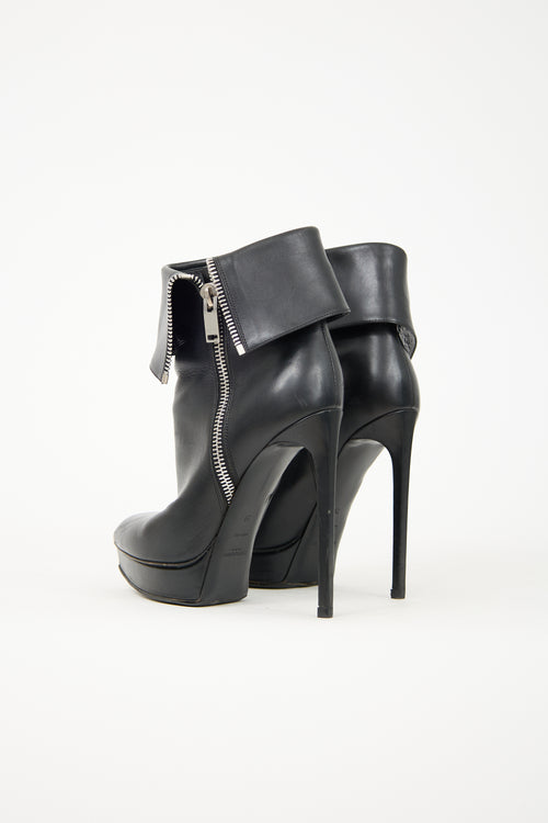 Saint Laurent Leather Janis 105 Boot