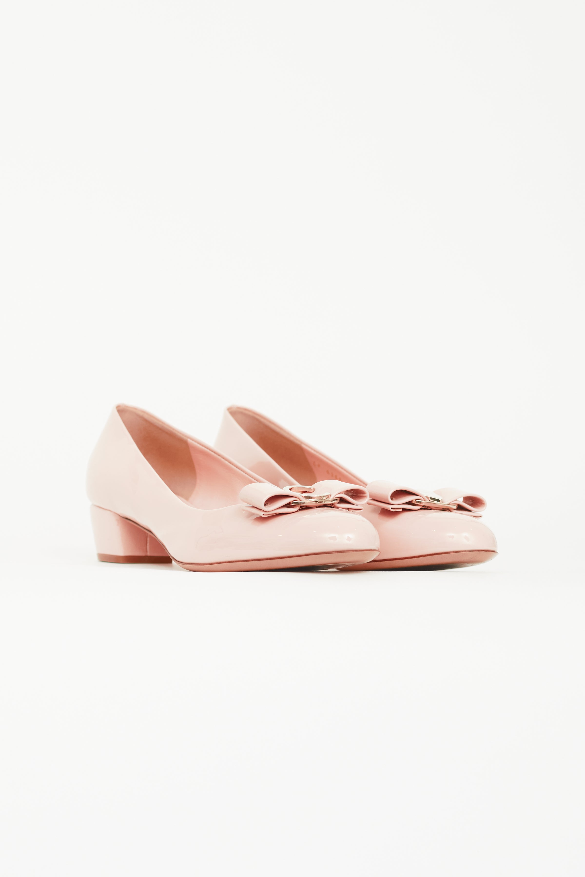 Ferragamo // Pink Patent MyVara Bow Heel – VSP Consignment