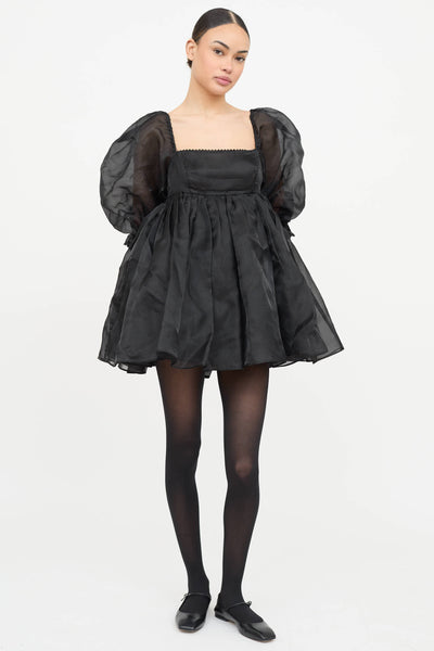 black selkie dress // Mini Puff – VSP Consignment 041825 Sherri Hill 55282 – Size:26 Charlie is 511 and