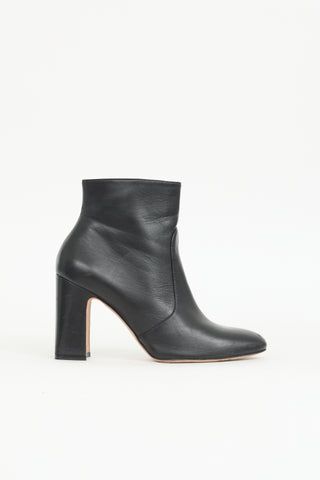 Stuart Weitzman Leather Nell Boot