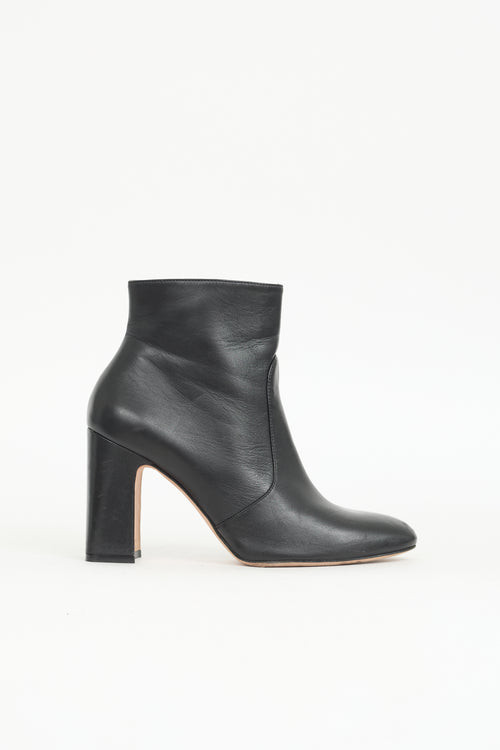 Stuart Weitzman Leather Nell Boot