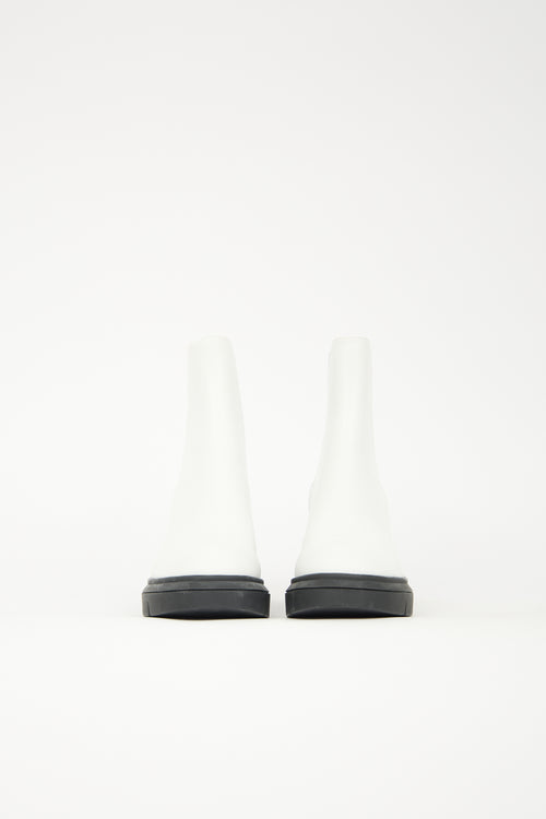 Stuart Weitzman Leather Norah Chelsea Boot