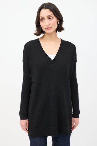 The Row Black Cashmere & Silk Knit V-Neck Top