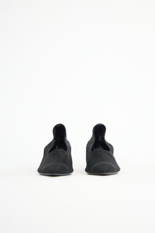 The Row Mesh Sock Pump