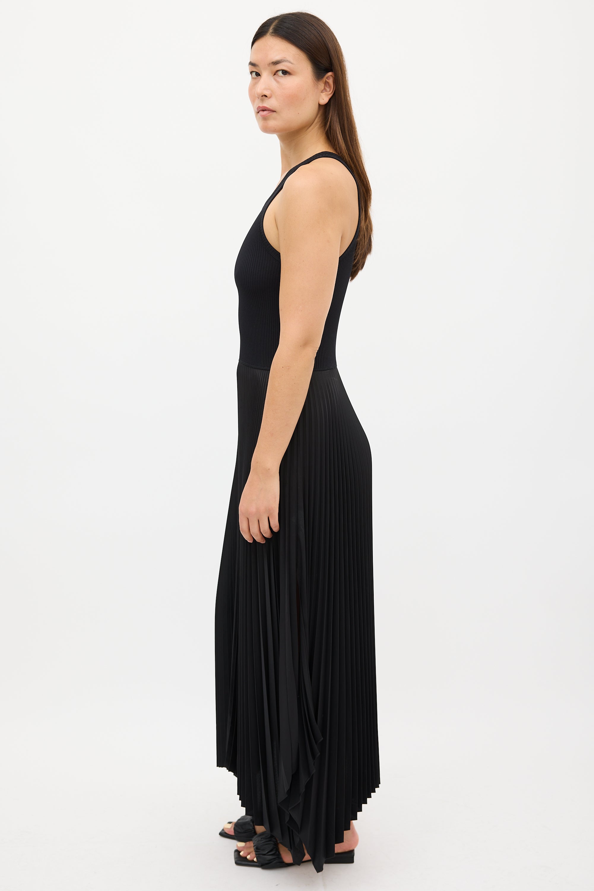 Theory // Black Ribbed Knit & Pleated Dress – VSP Consignment
