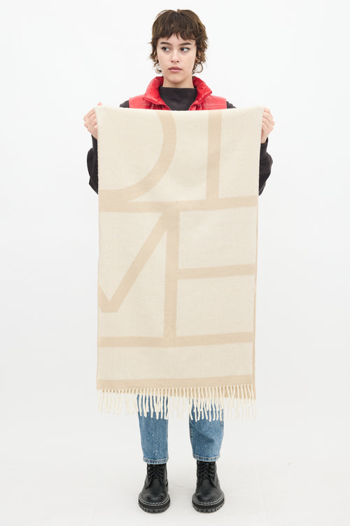 Toteme Beige Wool Intarsia Logo Fringe Scarf