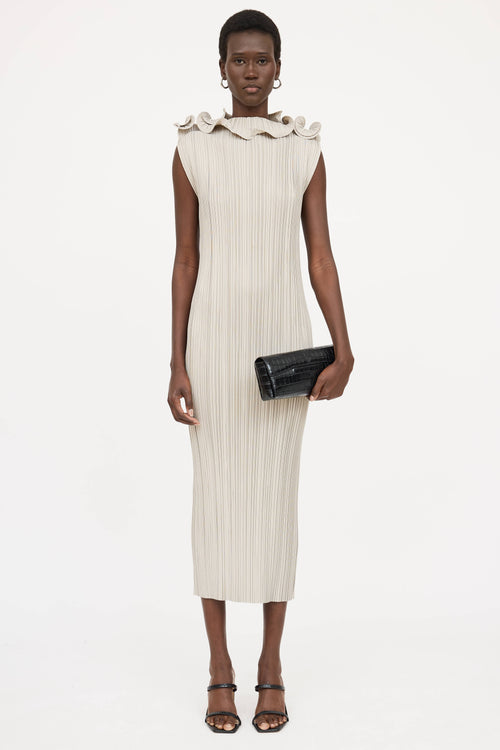 TotemeEmbossed Leather Soft T-Clutch