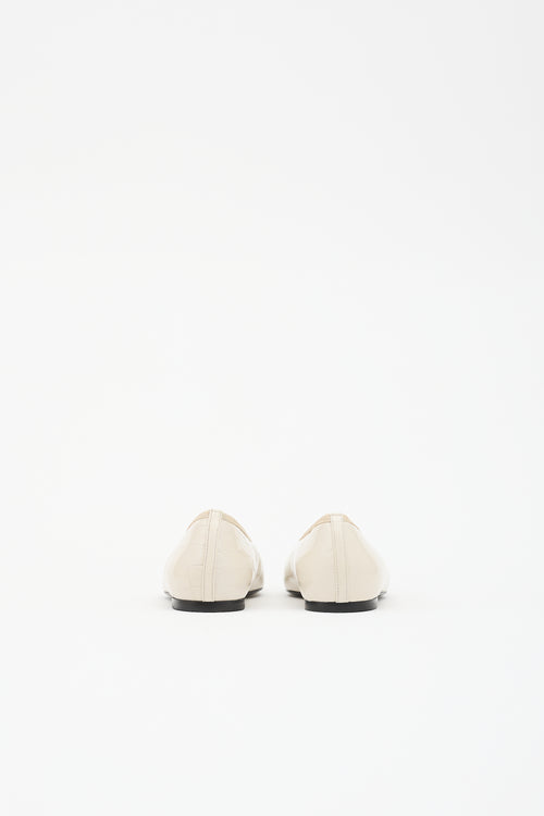 Toteme Embossed Patent Flat