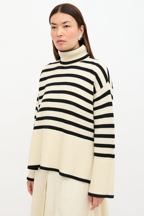 Toteme Signature Stripe Sweater