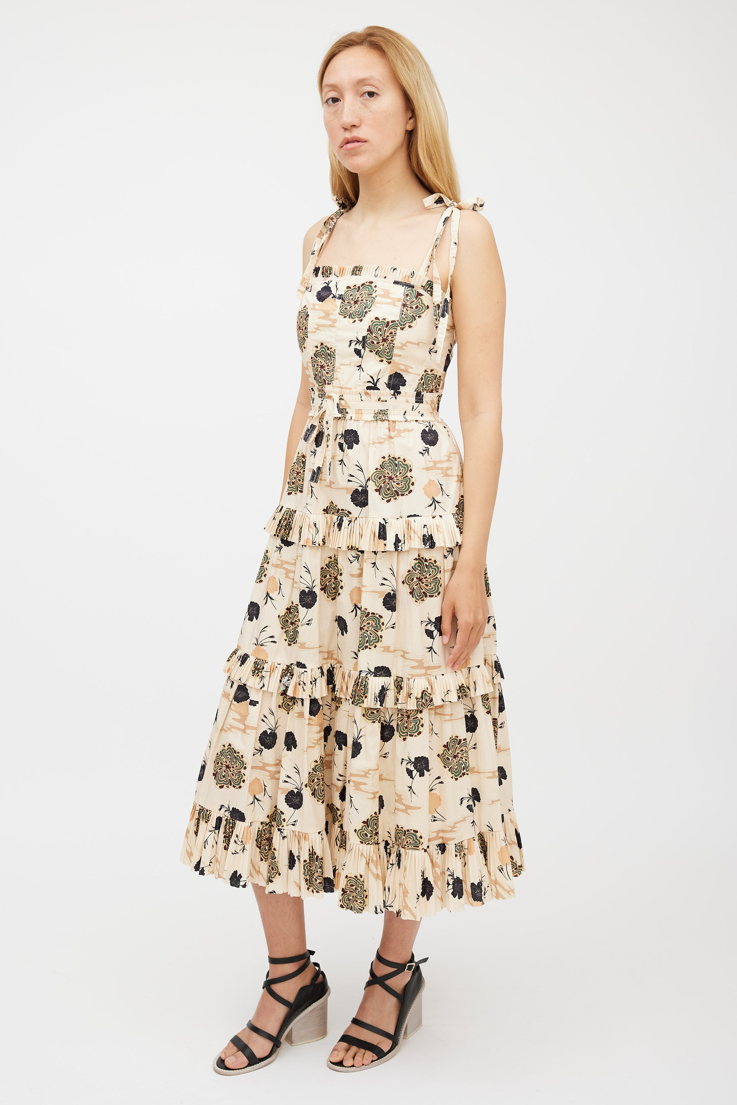 Ulla Johnson // Beige & Multicolour Floral Pleated Tiered Dress VSP Consignment Ulla Johnson // Beige & Multicolour Floral Pleated Tiered Dress VSP Consignment