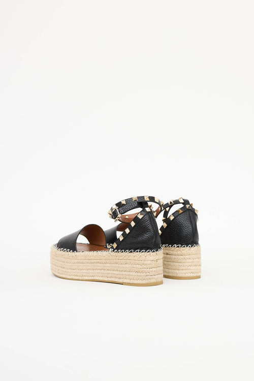 Rockstud Flatform Sandal