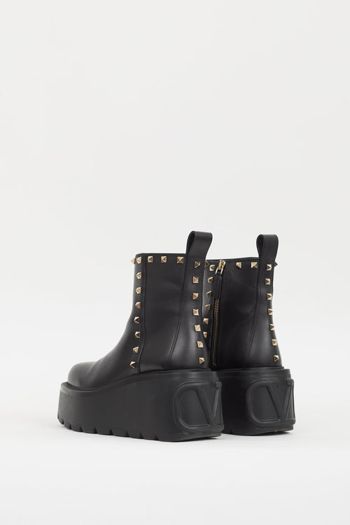 Valentino Black Uniqueform Rockstud & VLogo Boot