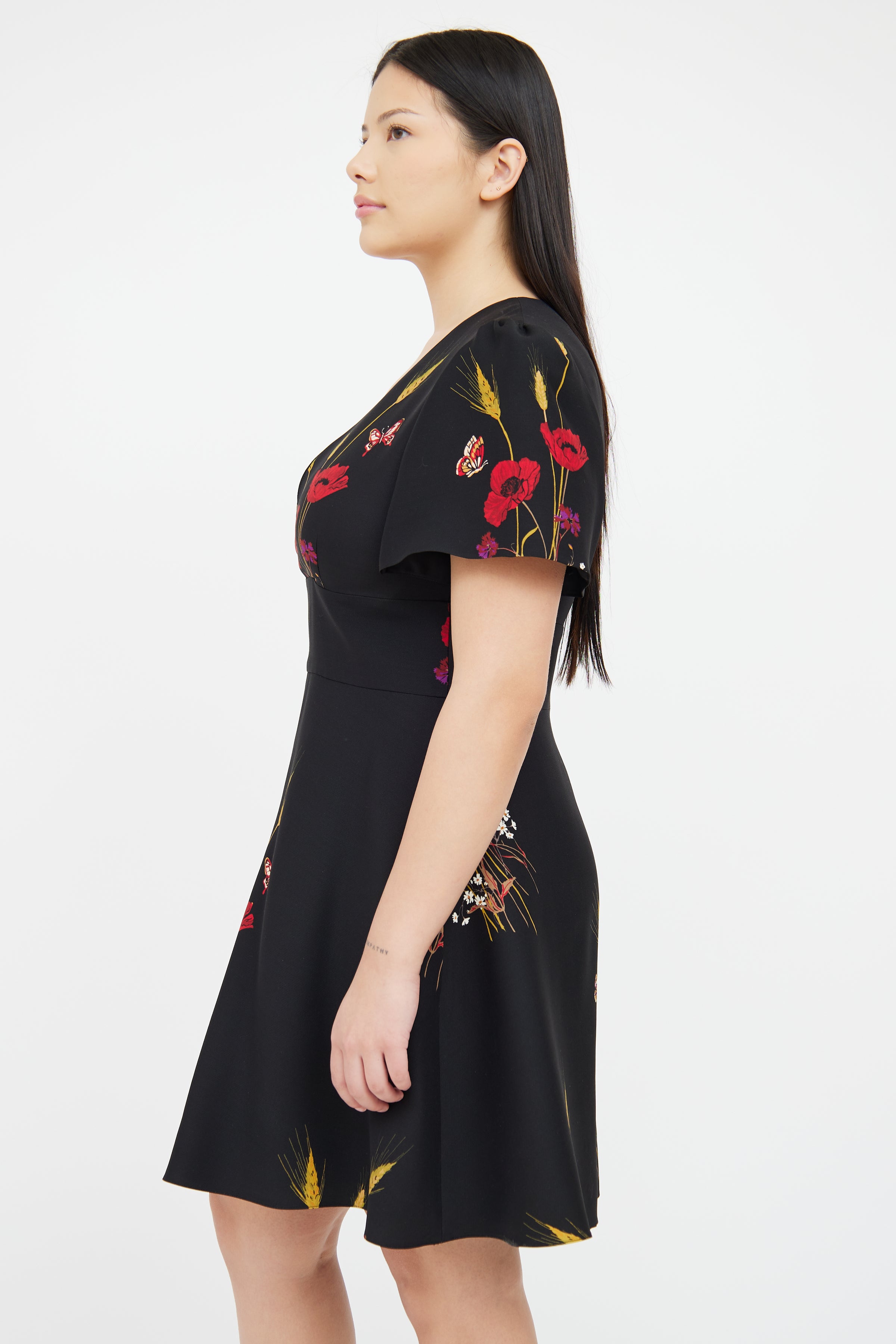Valentino // Floral Short Sleeve Dress – VSP Consignment
