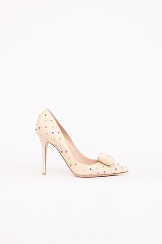 ValentinoLeather Rockstud Pump