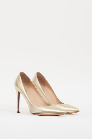 Valentino Gold Leather Single Rockstud Pump
