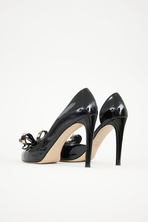 Valentino Patent Rockstud Bow Pump
