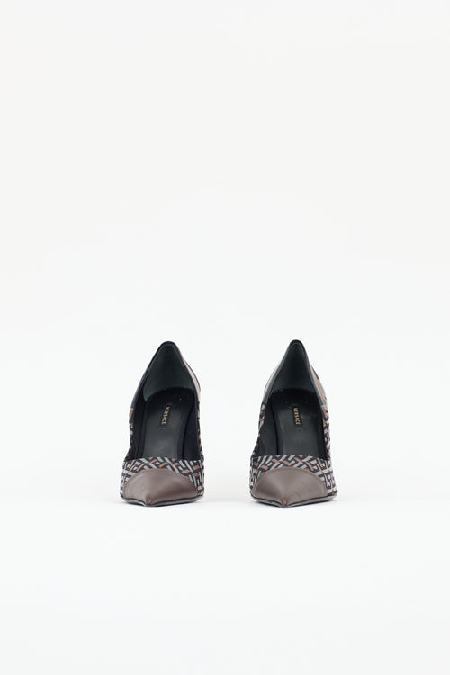 Versace Leather La Greca Signature Pump