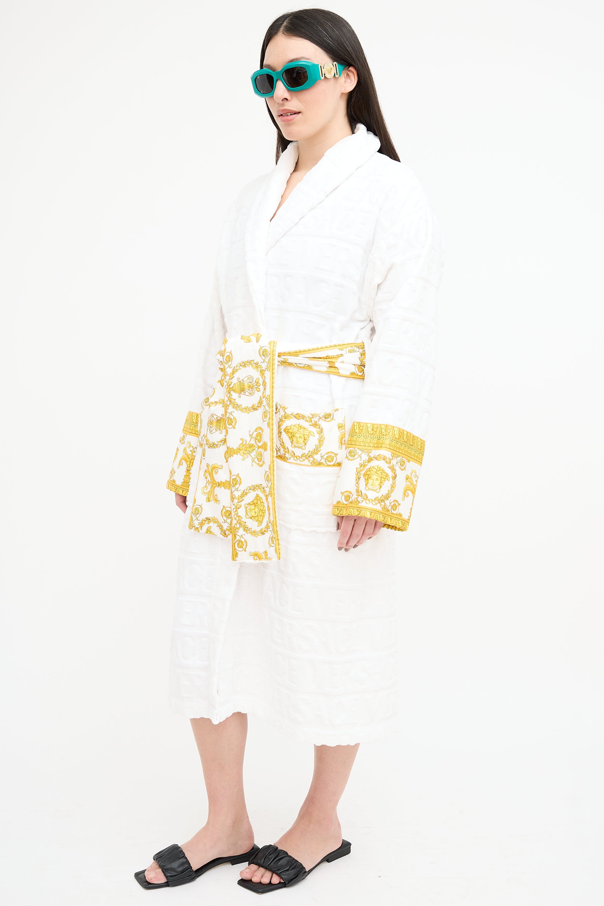 Versace // White & Gold Terry Baroque Logo Robe – VSP Consignment