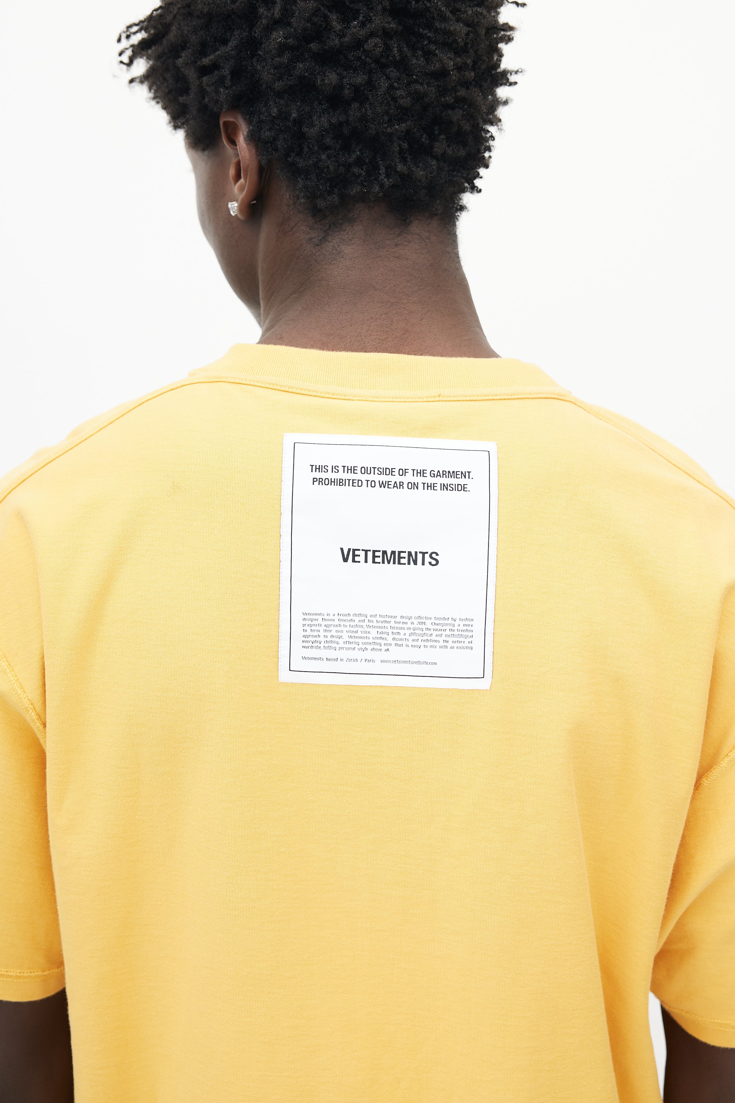 Vetements // Yellow Heavyweight Cotton Inverted T-Shirt – VSP Consignment