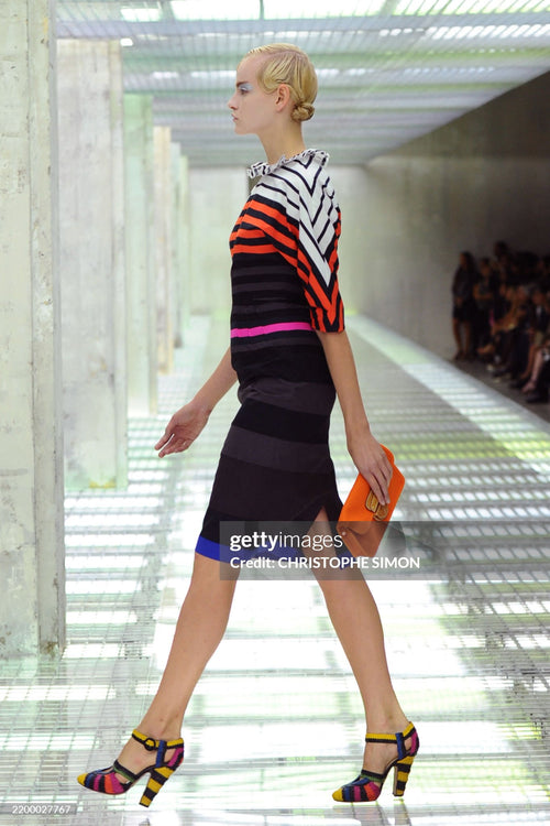 SS 2011 Woven Leather Pump