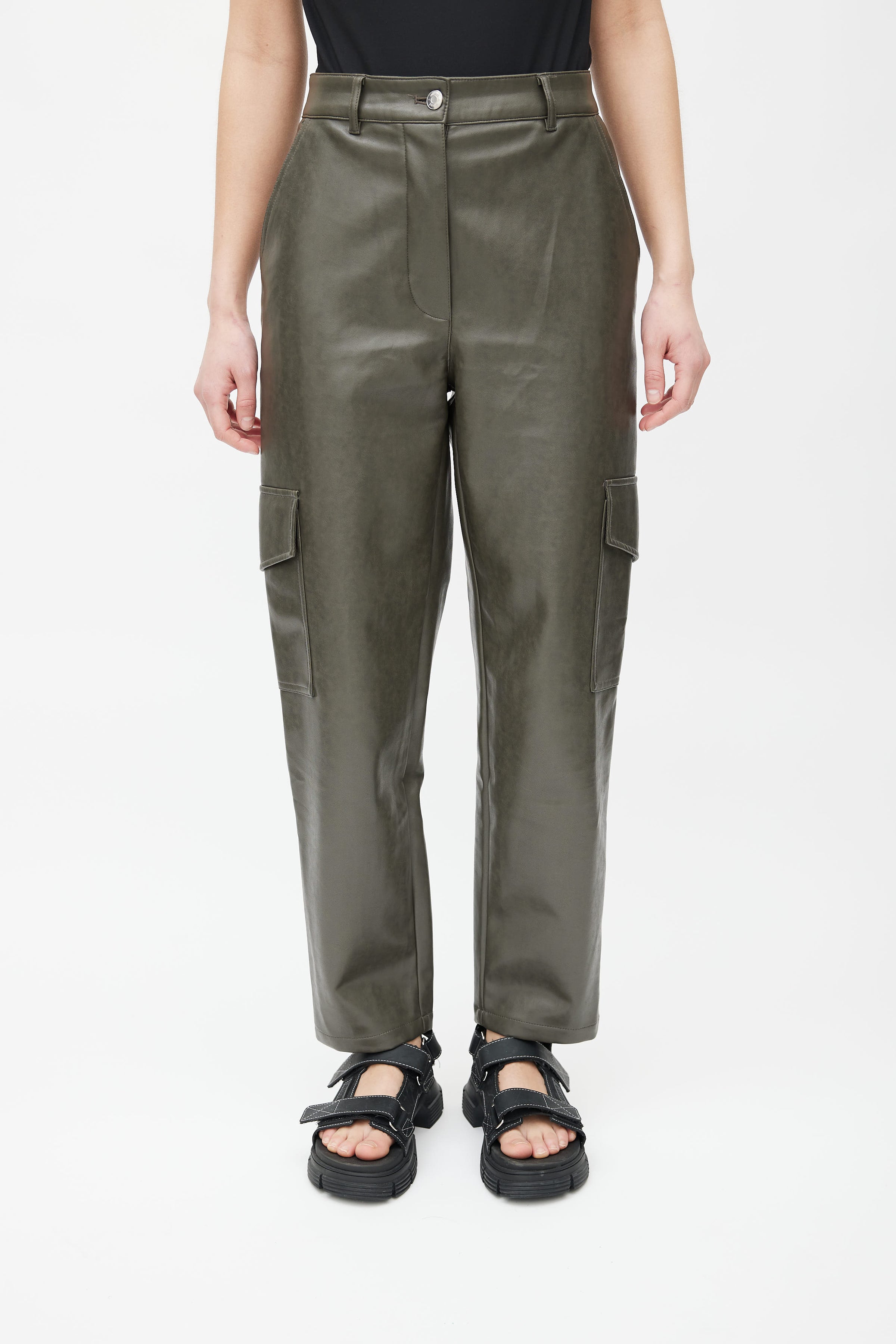 Aritzia WILFRED FREE modern cargo pant Color  Depop
