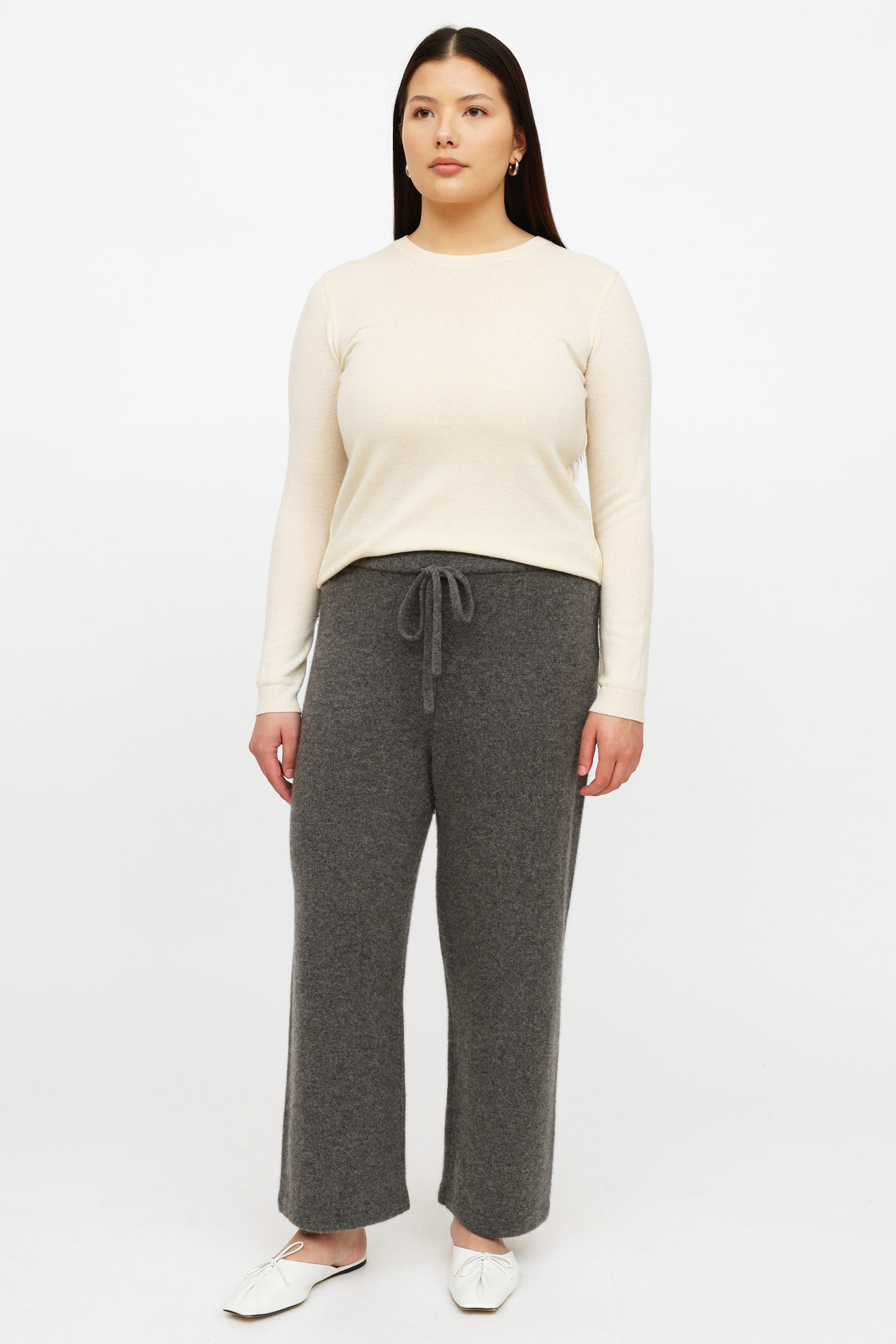 Aritzia // Babaton Grey Cashmere Pants – VSP Consignment