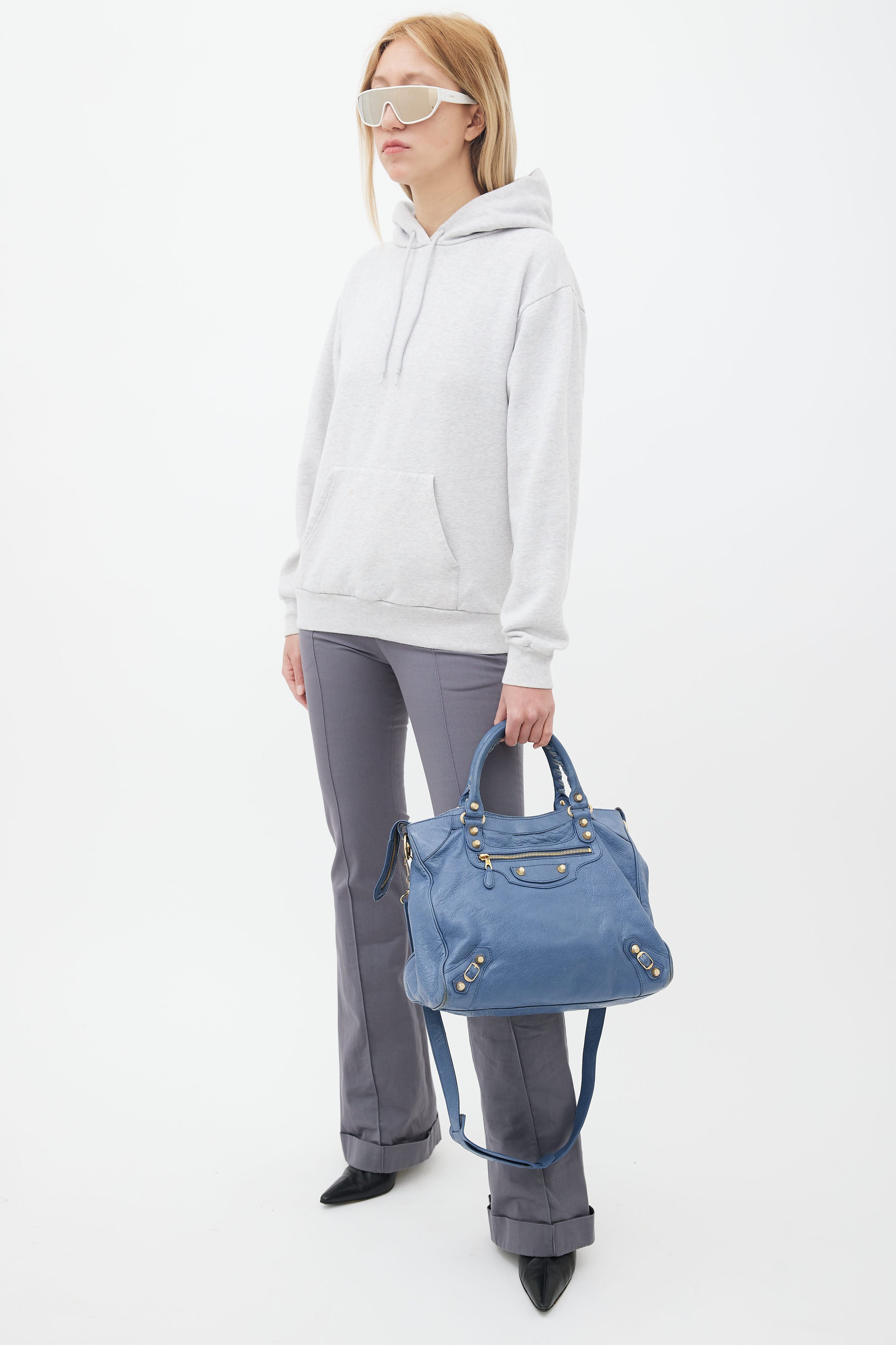 Modsigelse spiller Lighed Balenciaga // Blue Leather & Gold-Tone City Shoulder Bag – VSP Consignment