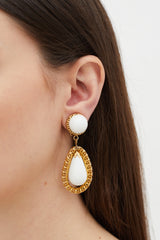 Carole Tanenbaum Vintage for VSP Gold & White 1950 Unsigned Drop Earrings