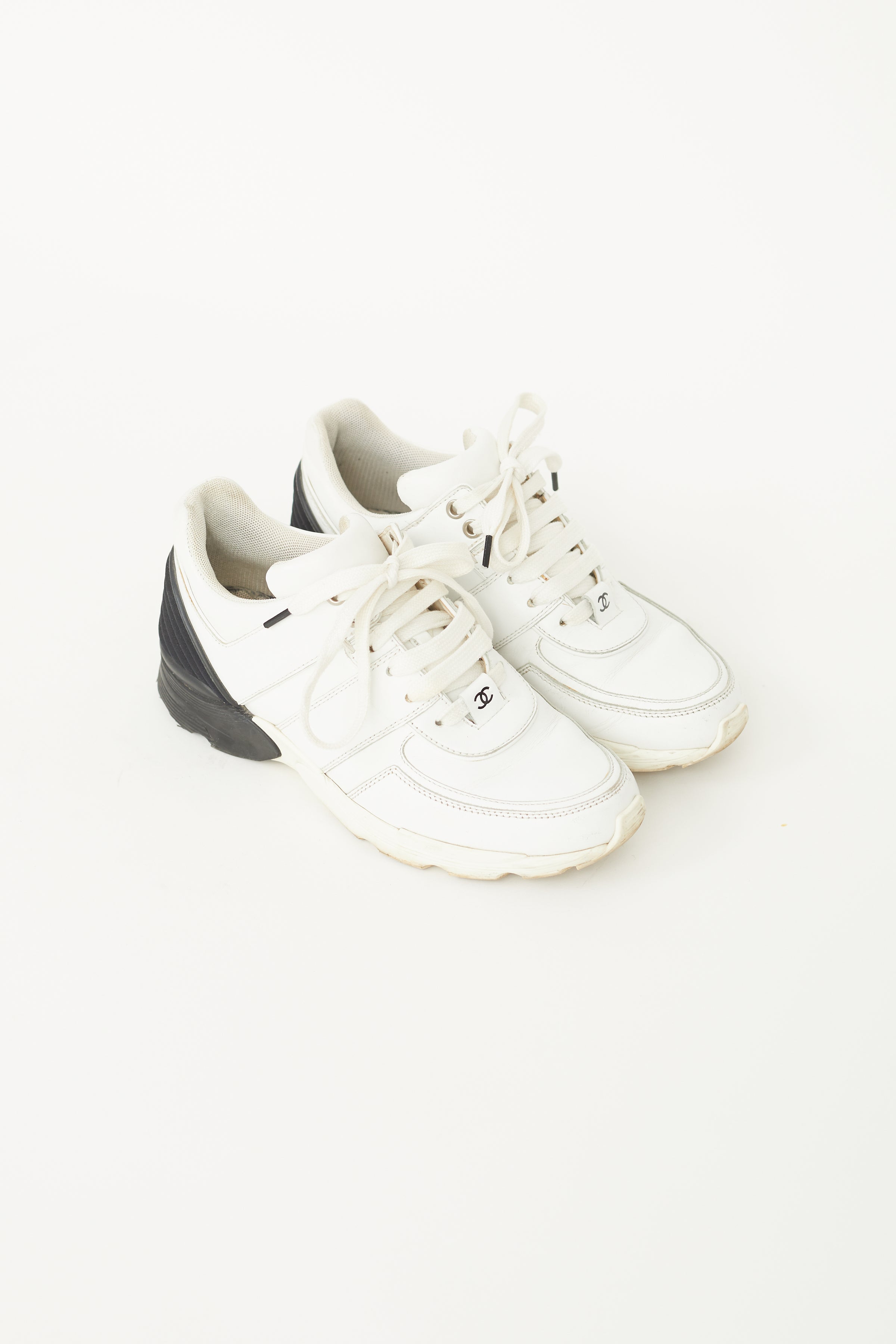 Chanel White Sneakers - LVLENKA Luxury Consignment