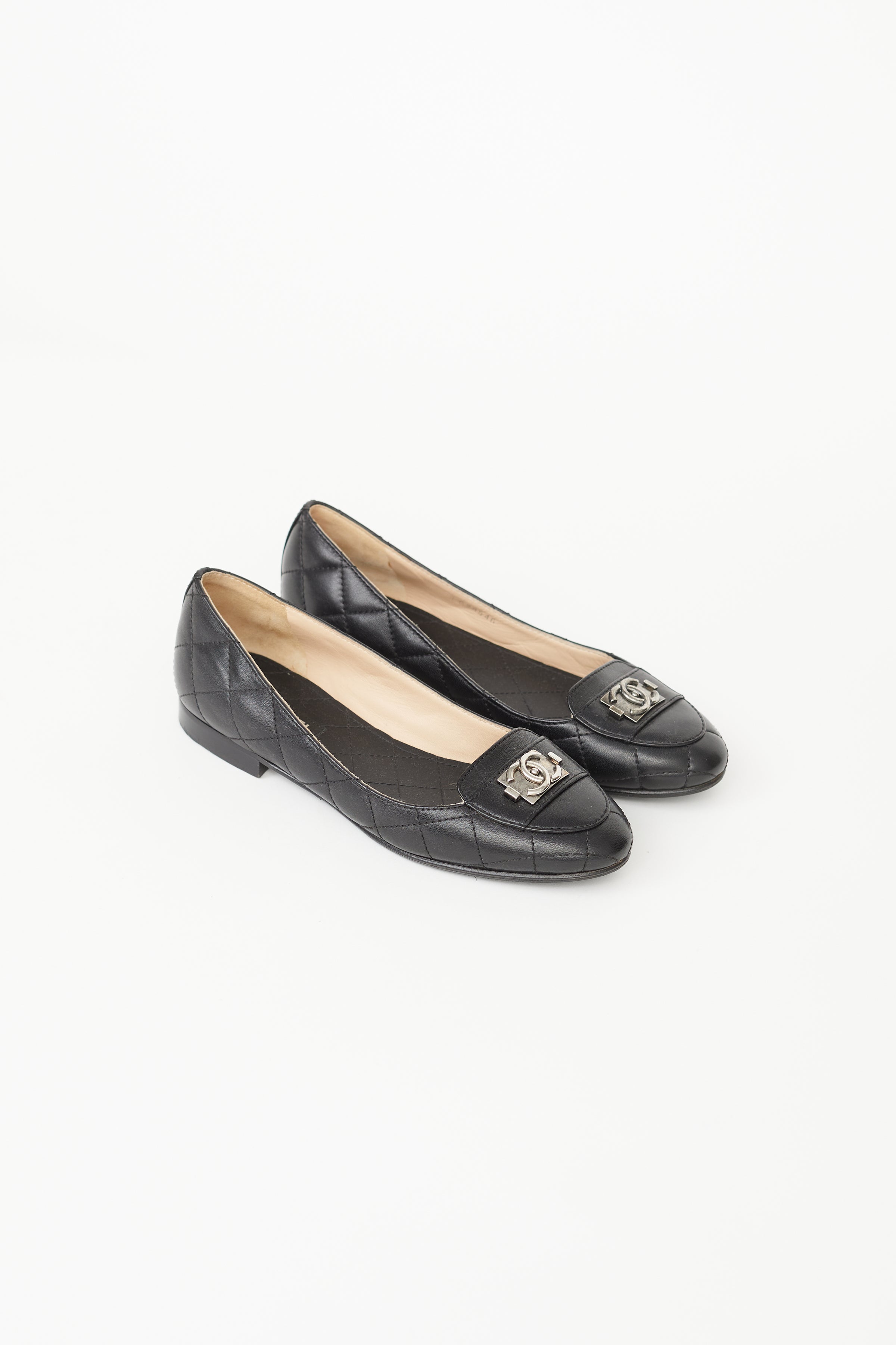 Chanel - Authenticated Ballet Flats - Leather Black Plain for Women, Never Worn