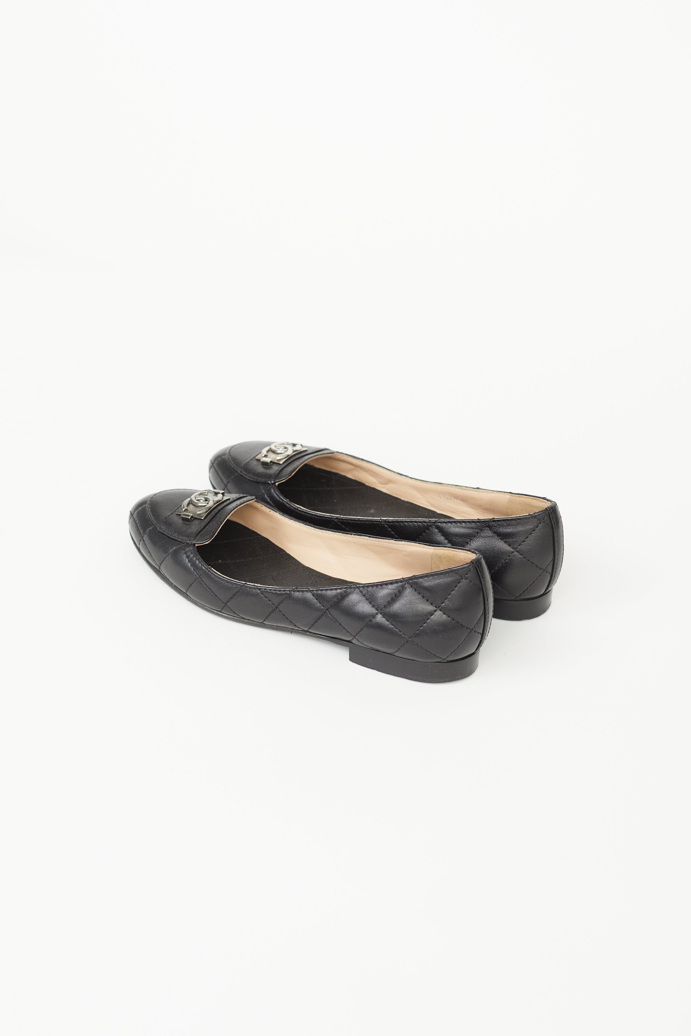 Chanel // 2000 Black Leather Quilted Ballet Flat – VSP Consignment
