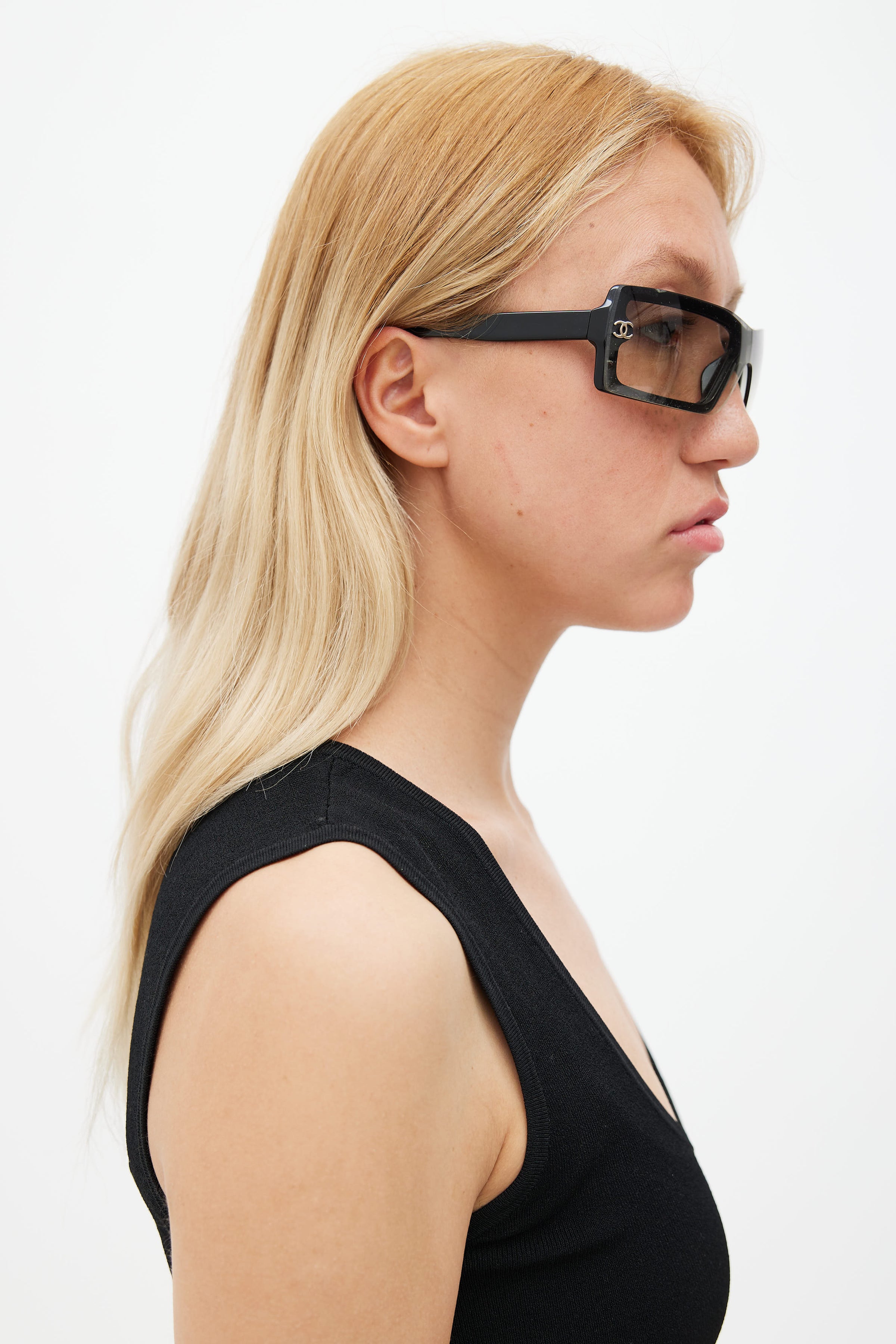 Chanel // Black Shield 5067 Sunglasses – VSP Consignment
