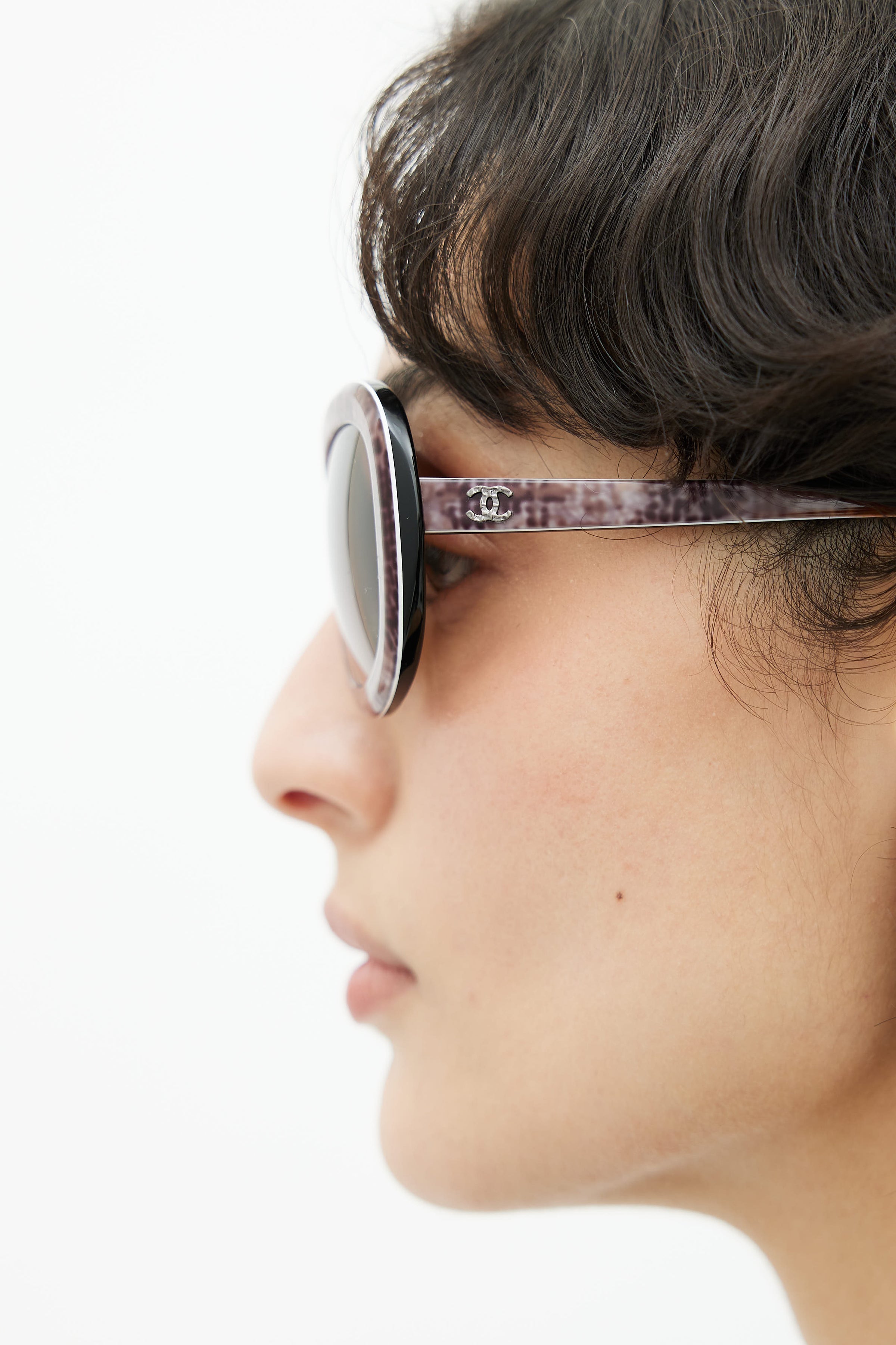 Chanel // Black & Grey Print 5219 Oval Sunglasses – VSP Consignment