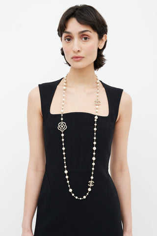 Chanel Fall 2014 Pearl & Gold Camelia CC Logo Necklace