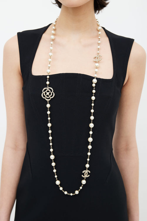 Chanel Fall 2014 Pearl & Gold Camelia CC Logo Necklace